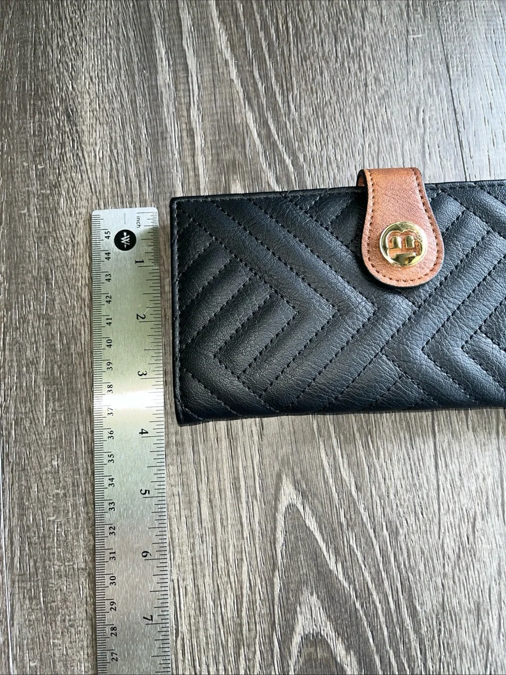BOSTANTEN slim Black Quilted Leather bifold card Wallet with Tan Tab